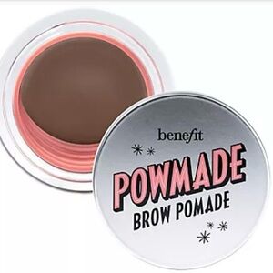 Benefit Brow Pomade in Neutral Blonde